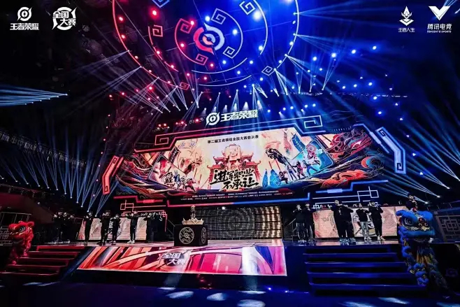 總決賽第四局：清清“關(guān)羽”完美繞后，TTG再度扳平。